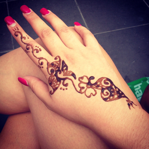 Tatuaje Henna  desde 5€ Otros Servicios Le Petit Hammam